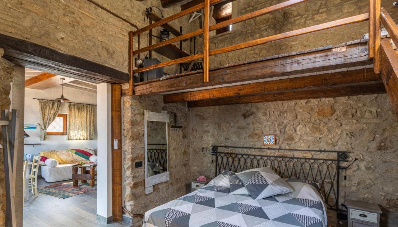 Malandrino Cottage 切法卢 外观 照片